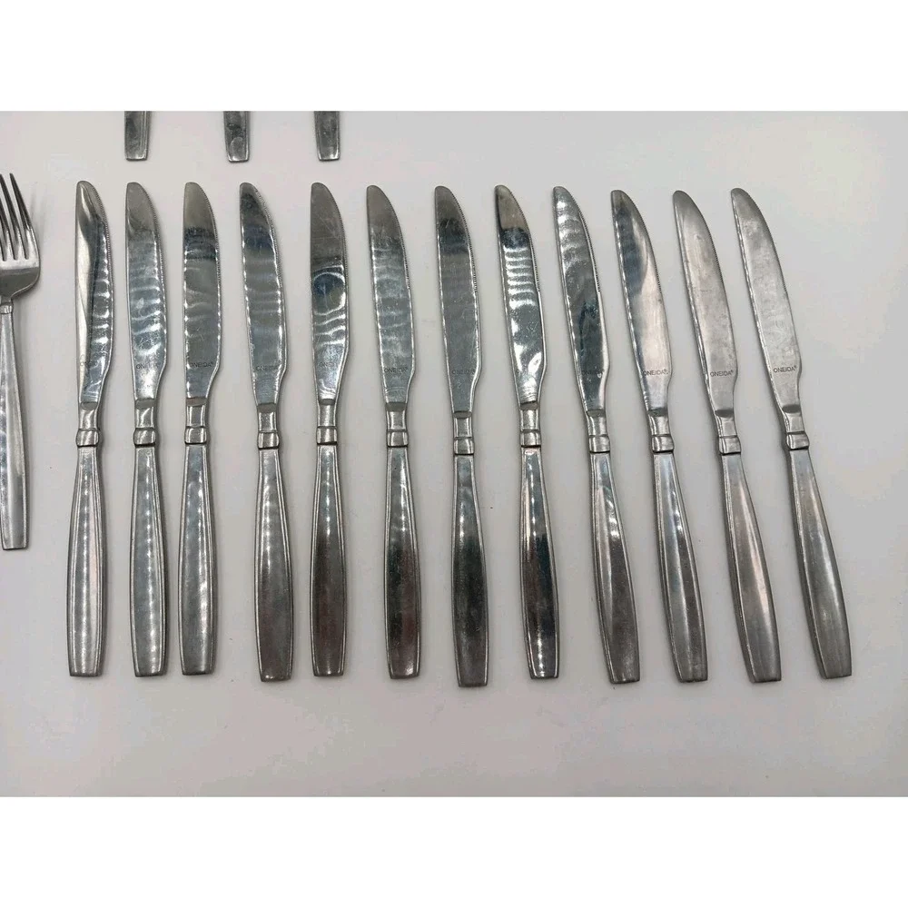 Oneida 34pcs this